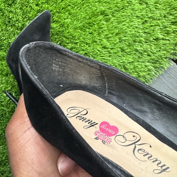 Penny Loves Kenny Black Suede Pumps - Picture 5 of 5